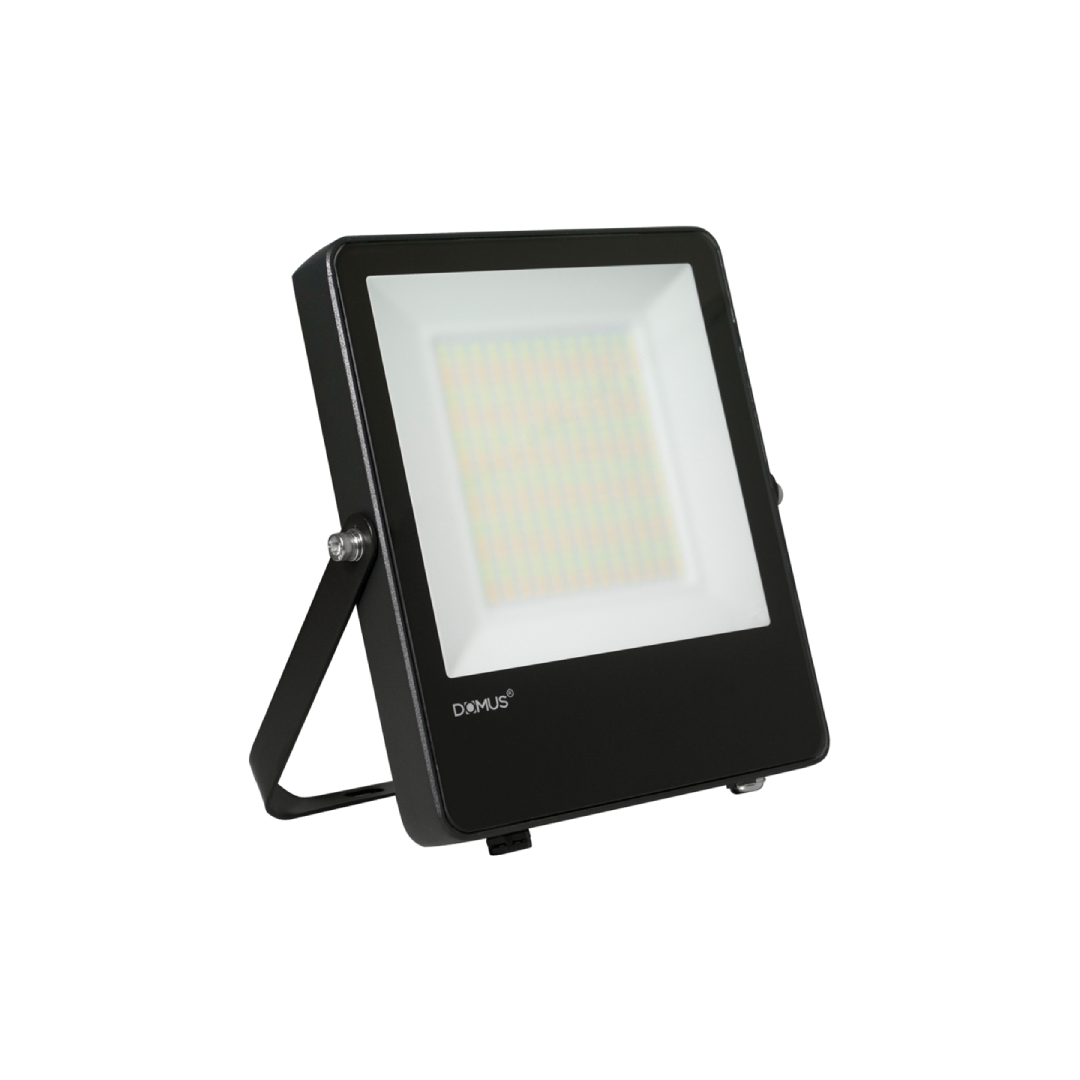 BLAZE-PRO 50/70/100W LED BOX FLOODLIGHT F&P BLK