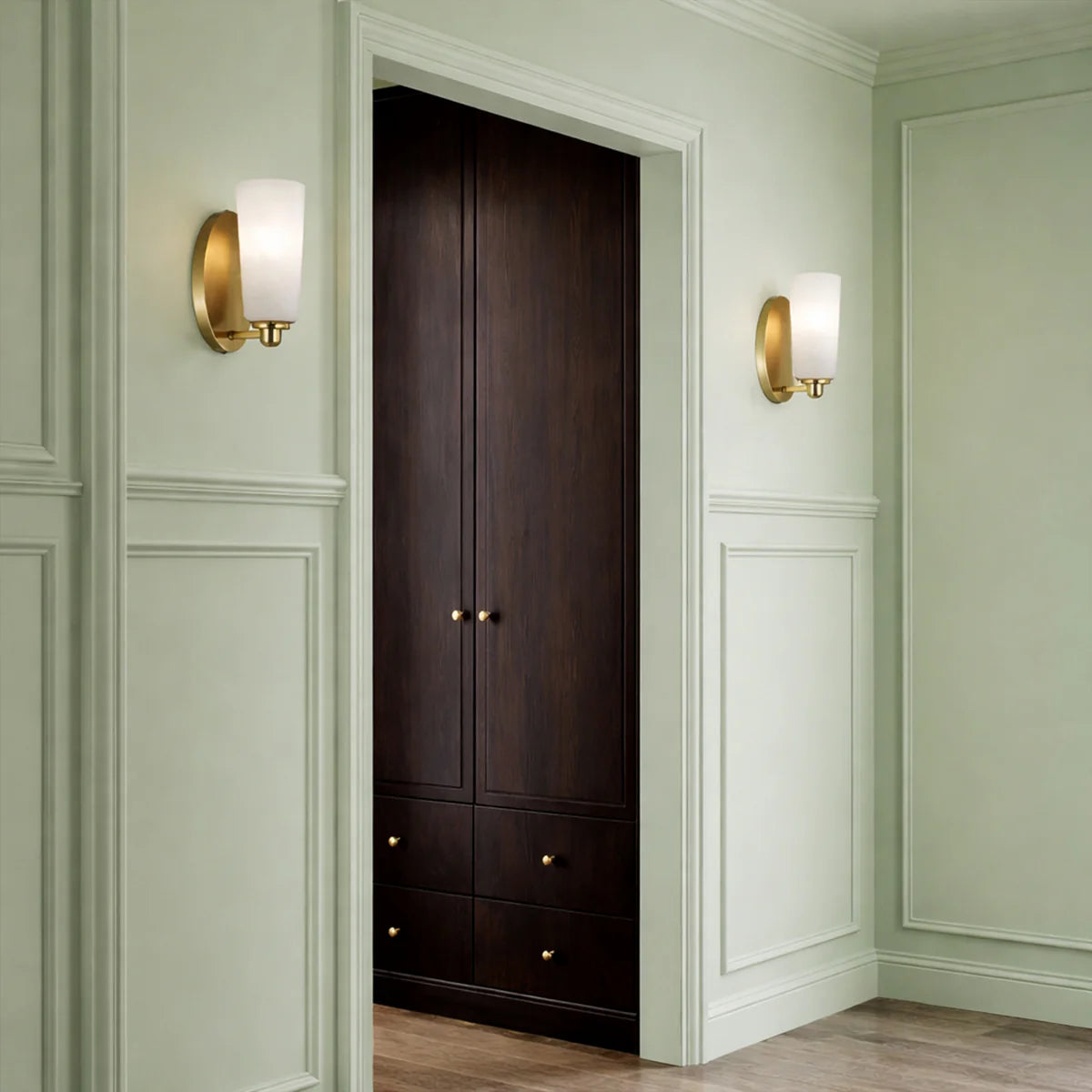 BREVAN 1 LIGHT WALL BRACKET