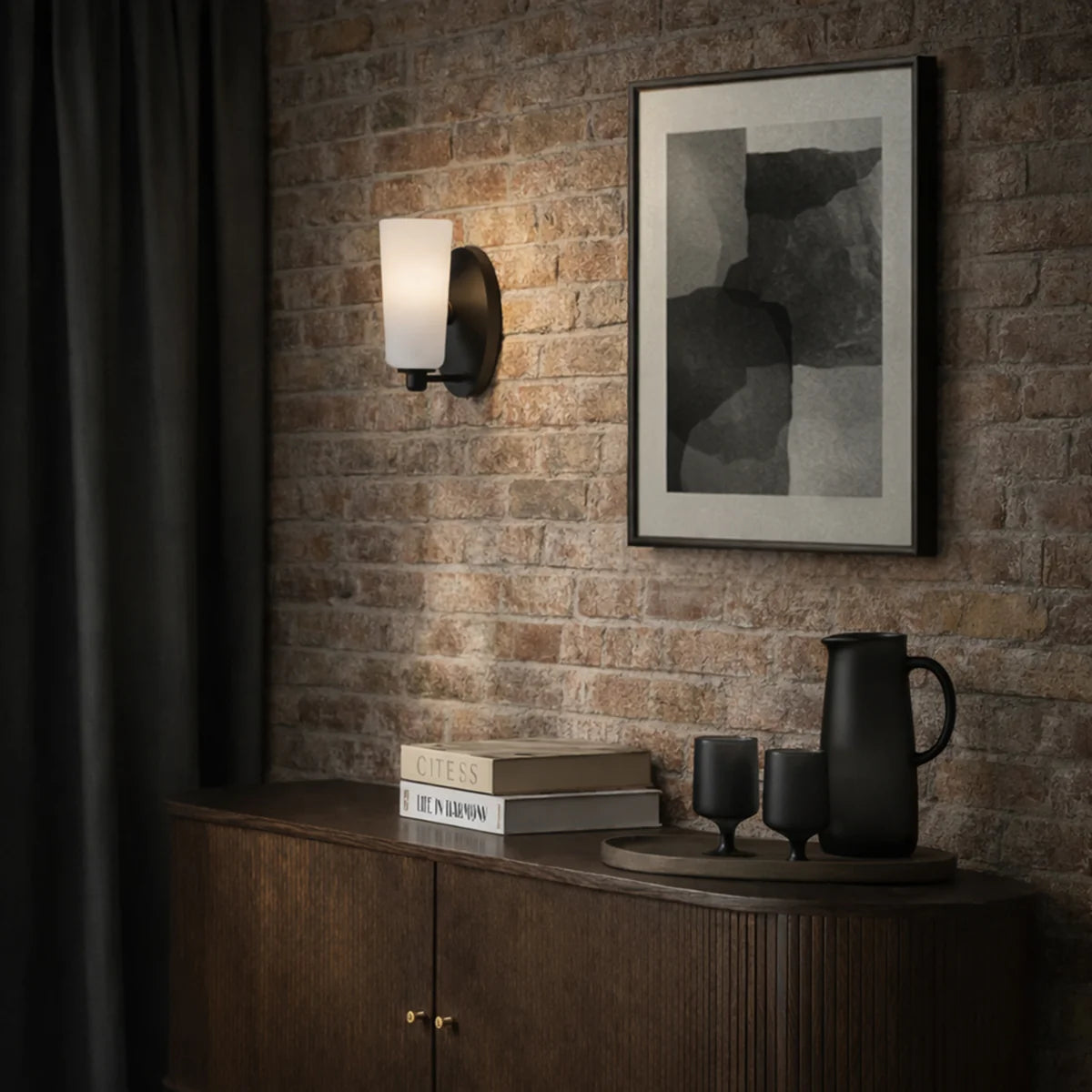 BREVAN 1 LIGHT WALL BRACKET