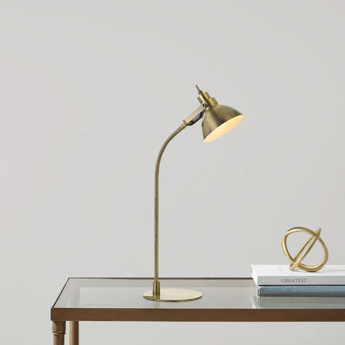 GWEN TABLE LAMP