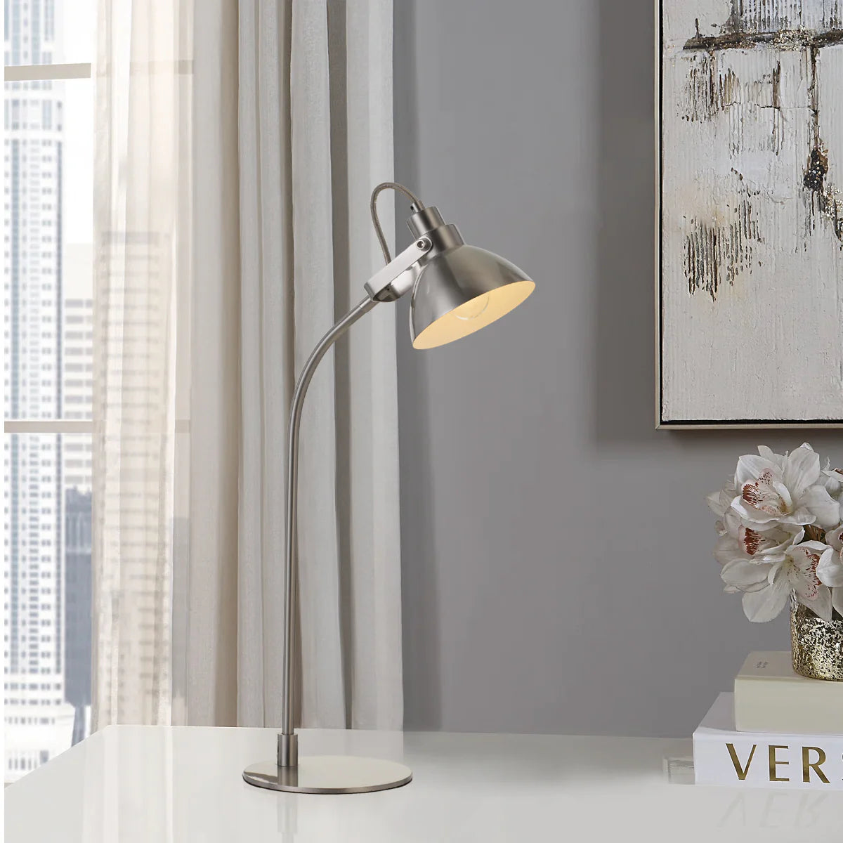 GWEN TABLE LAMP