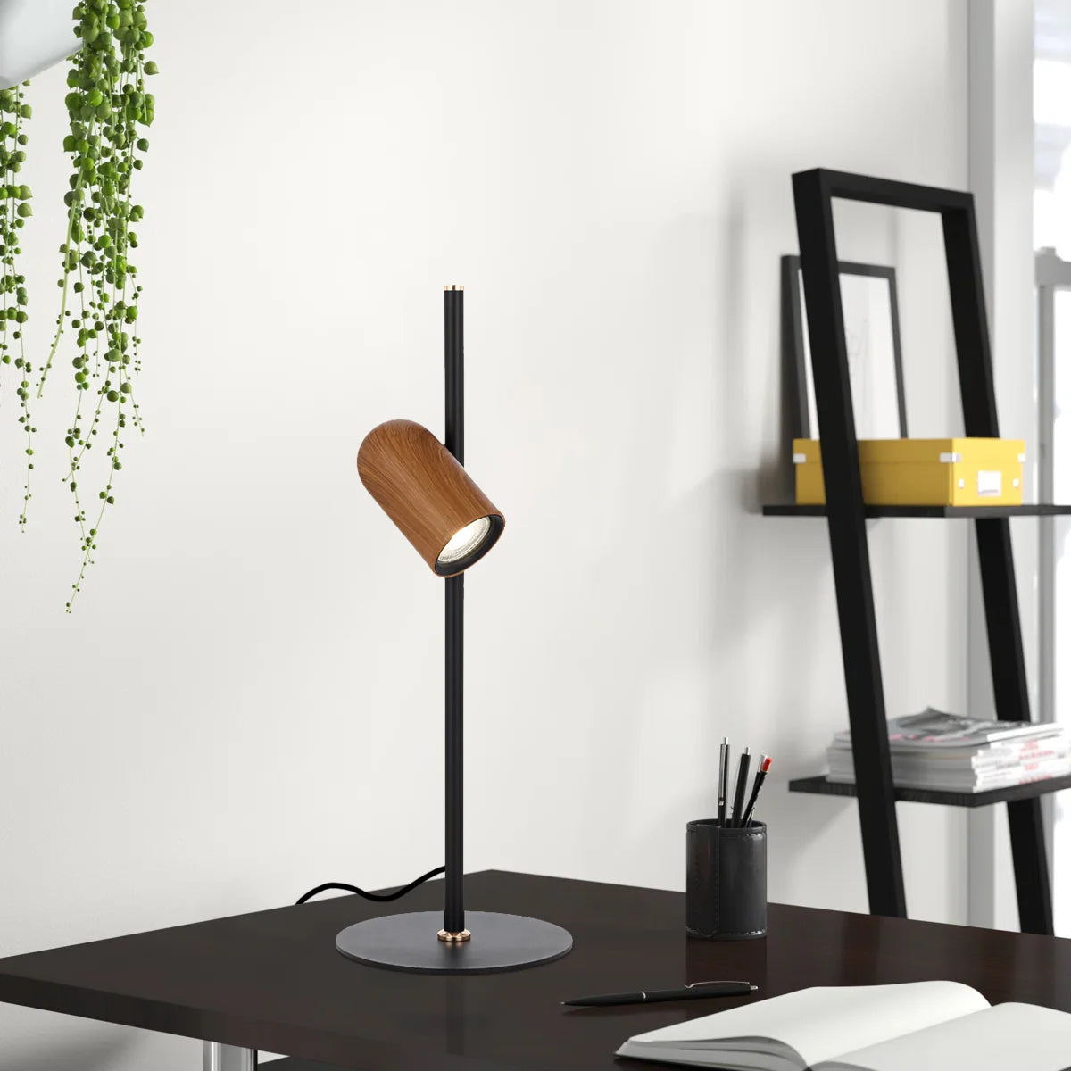 KINDLE TABLE LAMP
