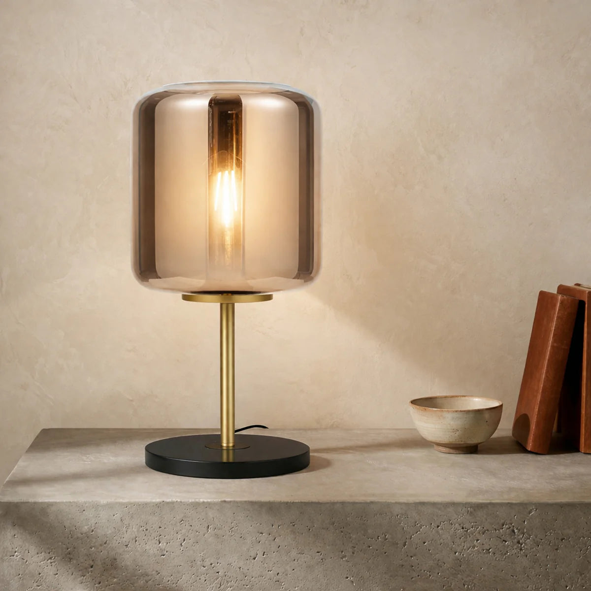 KOROVA TABLE LAMP