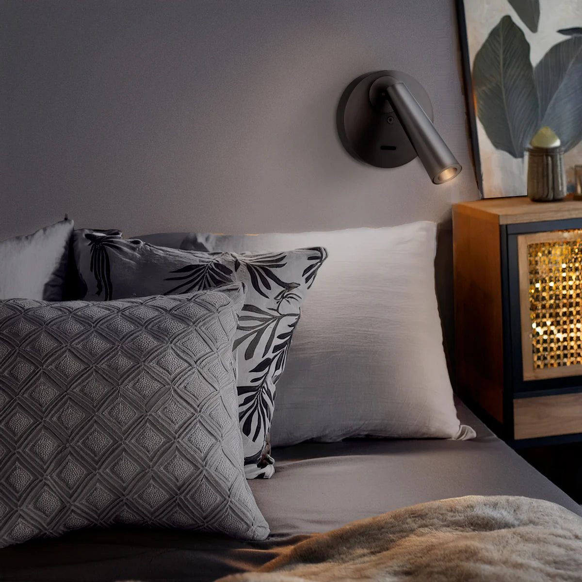 LODAN WALL LIGHT