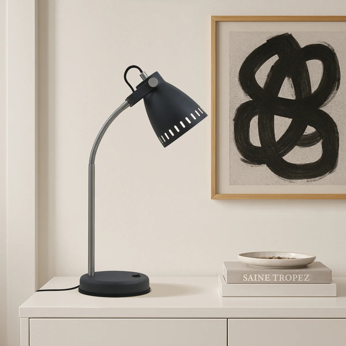 NOVA TABLE LAMP