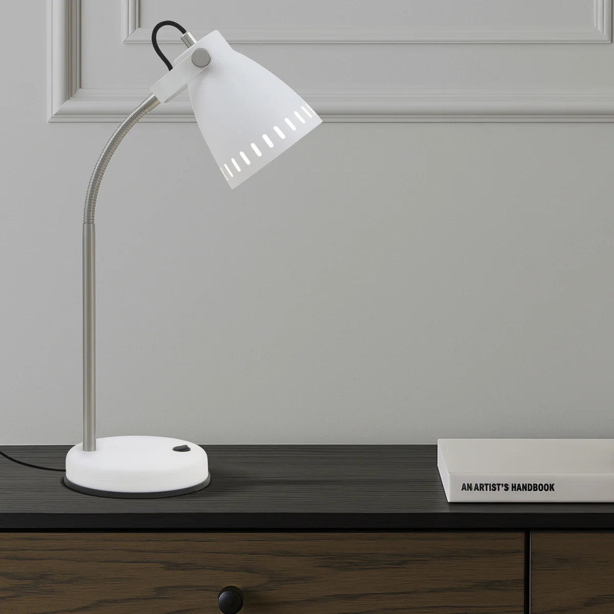 NOVA TABLE LAMP