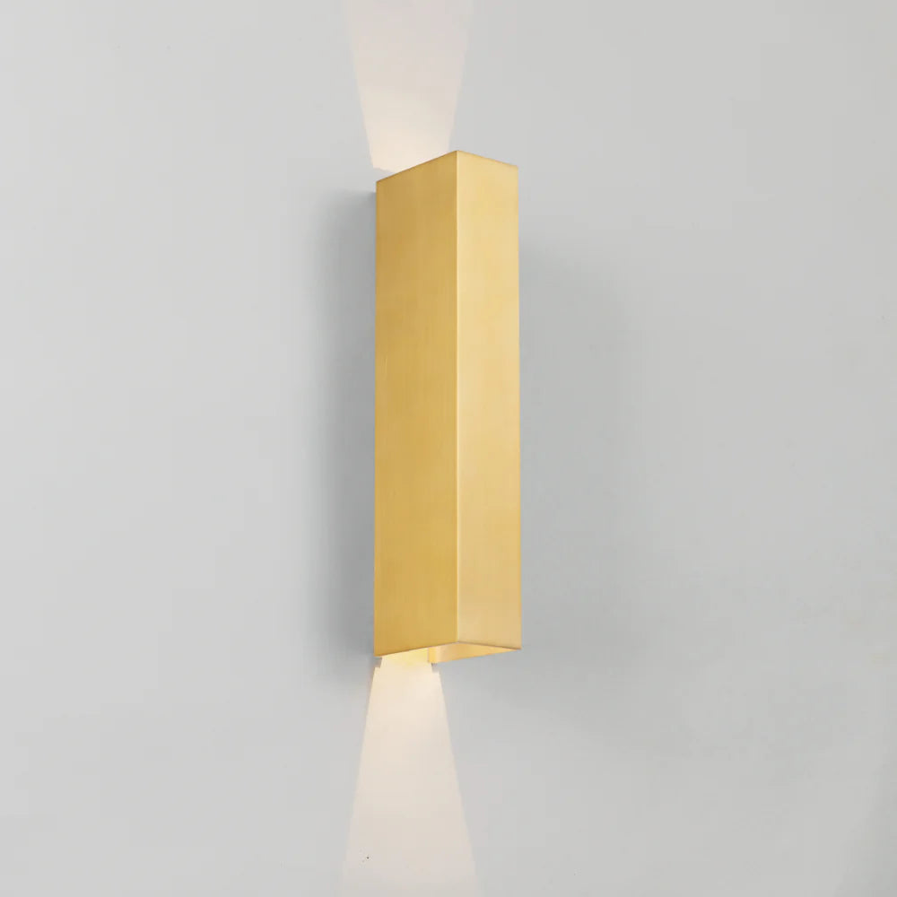 RYLAND EXTERIOR WALL LIGHT