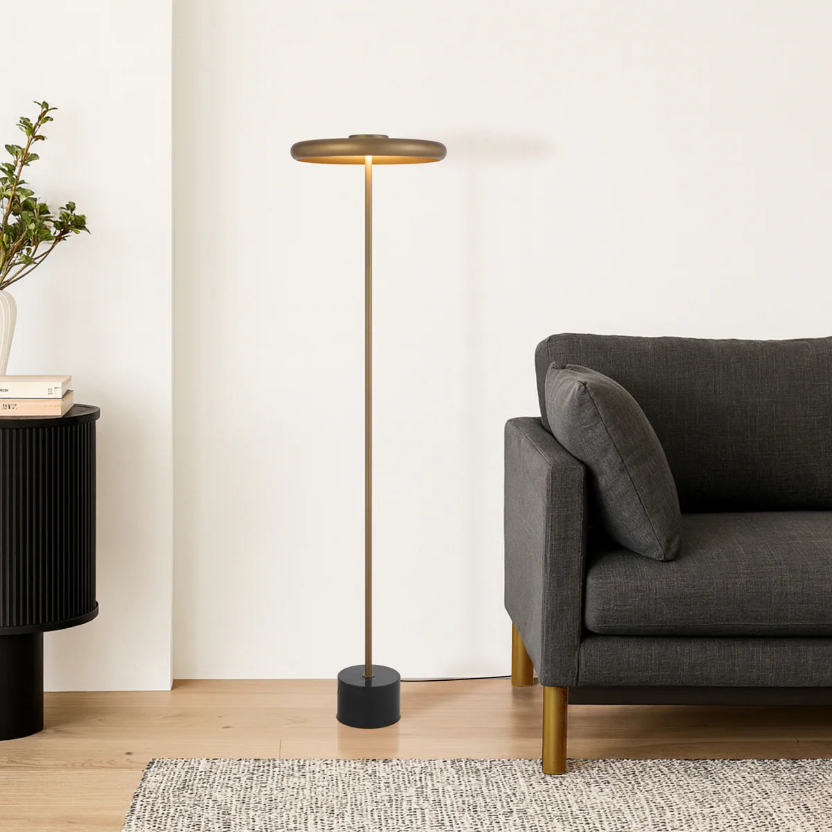 SISBY FLOOR LAMP