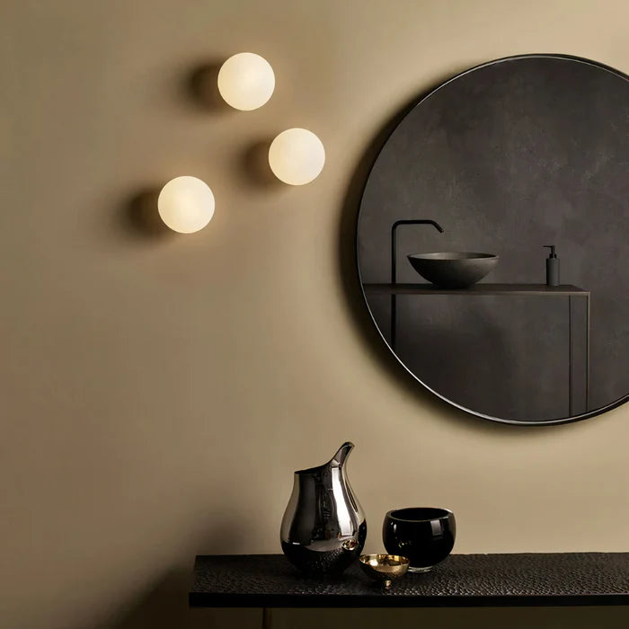 UWL-ORB-WH/BLK/SB ORB 110 opal glass wall light