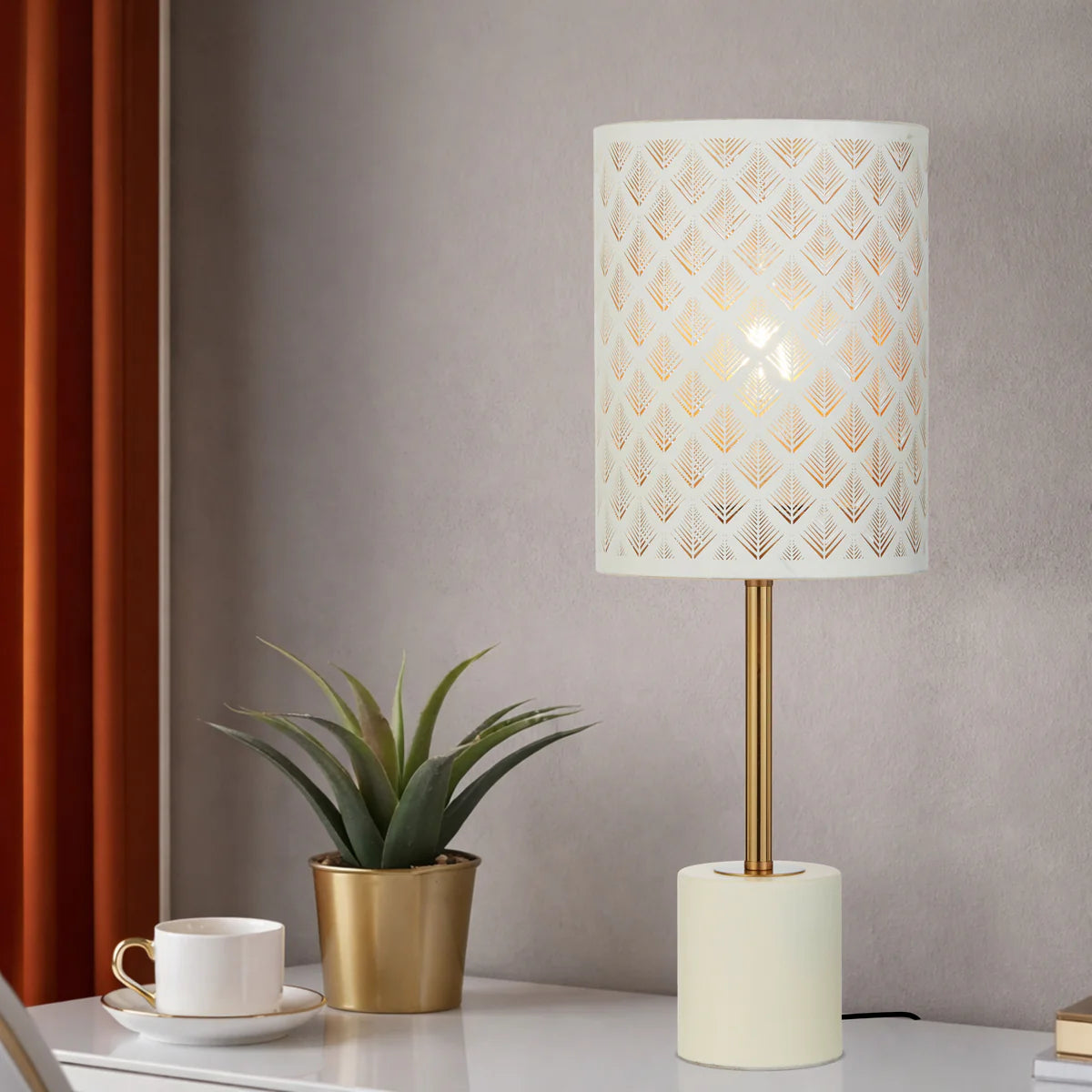 VALTOR TABLE LAMP